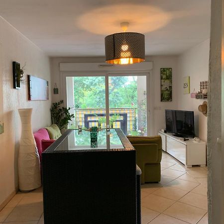 Votre Sejour Cosy A Frejus! Apartment ภายนอก รูปภาพ