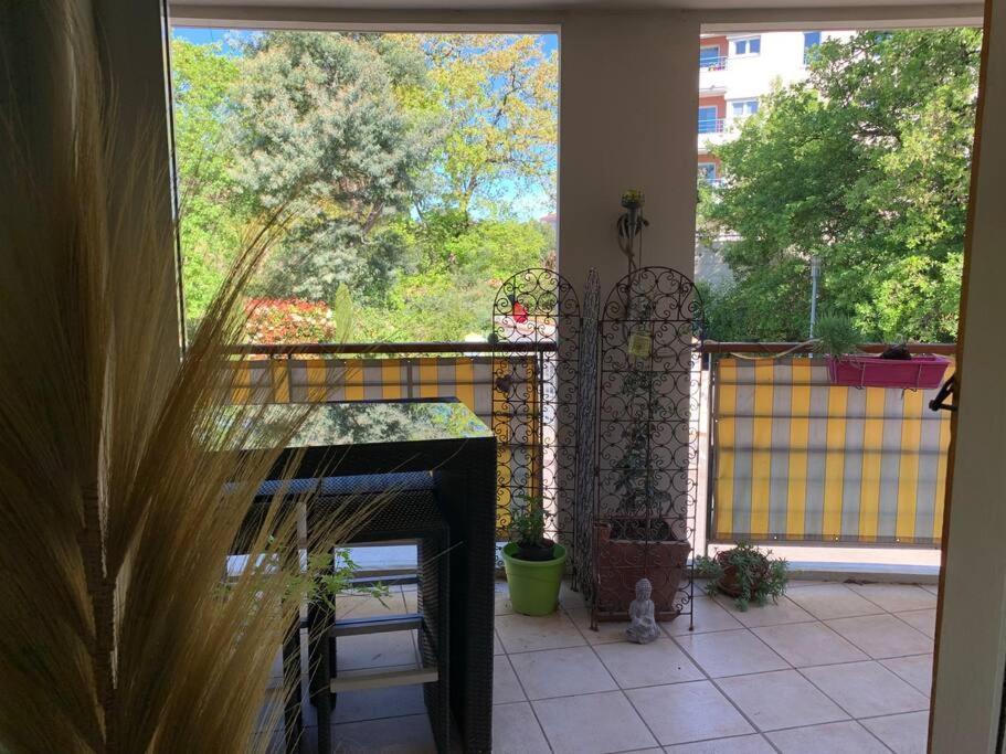 Votre Sejour Cosy A Frejus! Apartment ภายนอก รูปภาพ