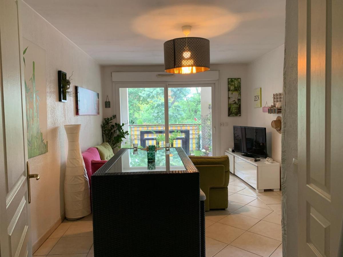 Votre Sejour Cosy A Frejus! Apartment ภายนอก รูปภาพ