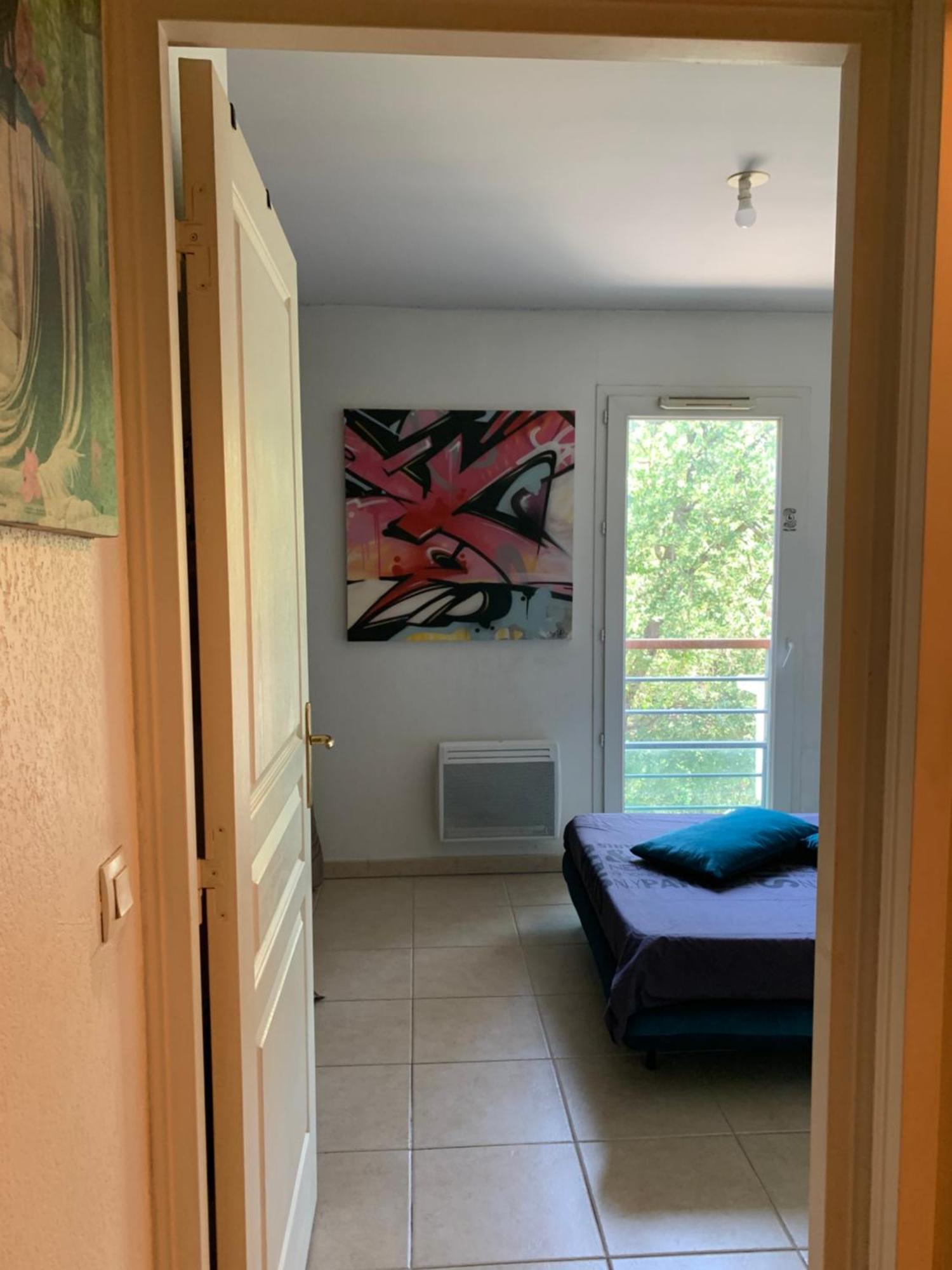 Votre Sejour Cosy A Frejus! Apartment ภายนอก รูปภาพ